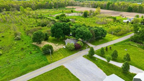 Tiny photo for 3540 S 275 E, Angola, IN 46703 (MLS # 202618712)