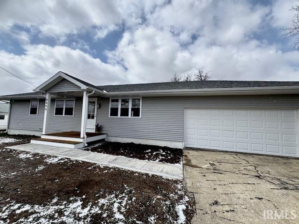 Photo of 8499 S SR 71, Dana, IN 47847 (MLS # 202608841)