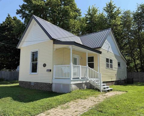 Tiny photo for 712 N Lindsay Street, Kokomo, IN 46901 (MLS # 202525968)