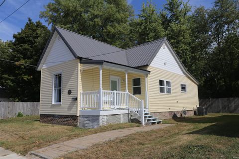 Tiny photo for 712 N Lindsay Street, Kokomo, IN 46901 (MLS # 202525968)