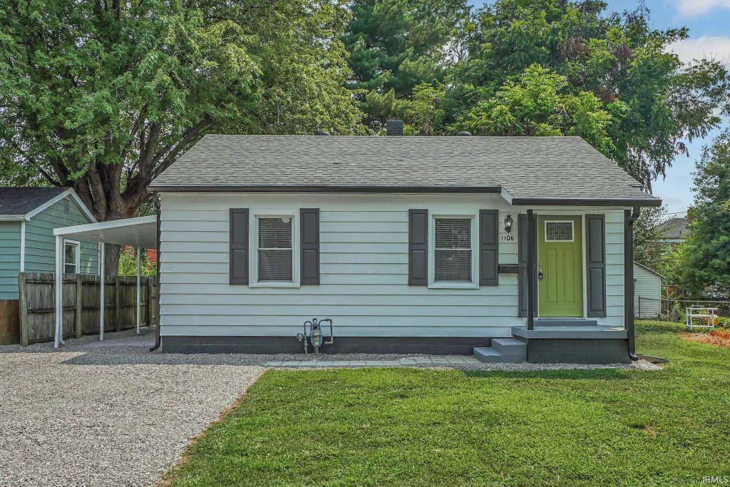 Photo of 1106 S Boeke Road, Evansville, IN 47714 (MLS # 202630856)