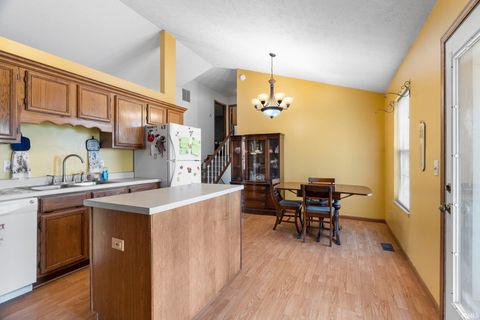 Tiny photo for 18 W Harter Drive, Lafayette, IN 47909 (MLS # 202610987)