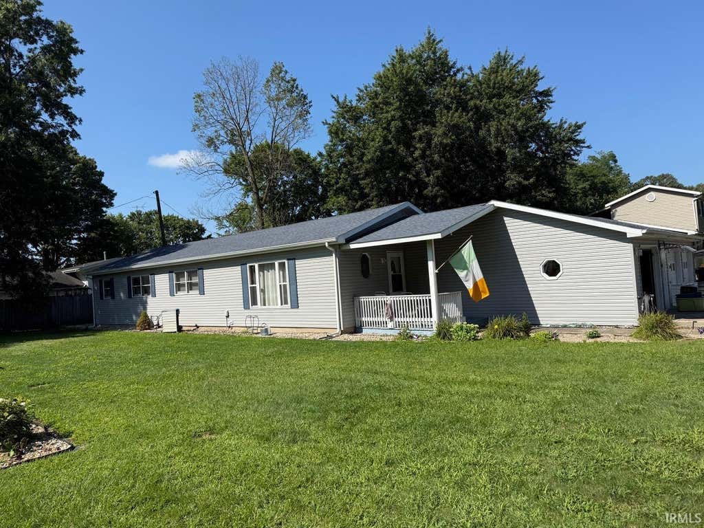 Photo of 424 Star Court, Knox, IN 46534 (MLS # 202631436)