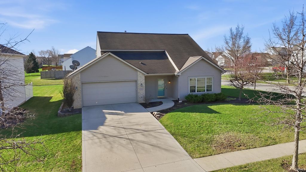 Photo of 2937 Ford Drive, Fort Wayne, IN 46818 (MLS # 202608833)