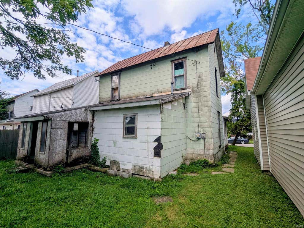 Photo of 123 W South A Street, Gas City, IN 46933 (MLS # 202633966)