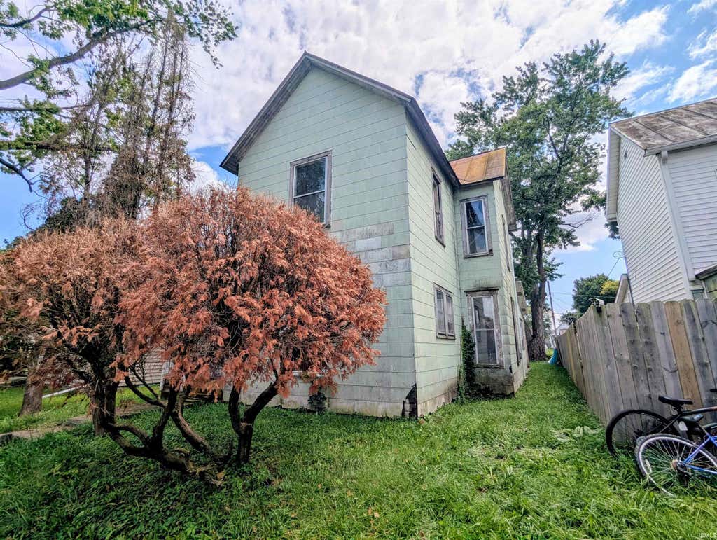 Photo of 123 W South A Street, Gas City, IN 46933 (MLS # 202633966)