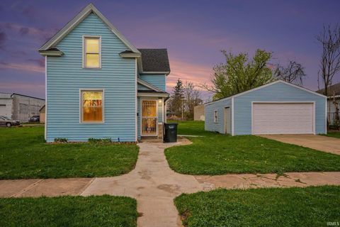 Photo of 1933 S Lafeyette Boulevard, South Bend, IN 46613 (MLS # 202612960)