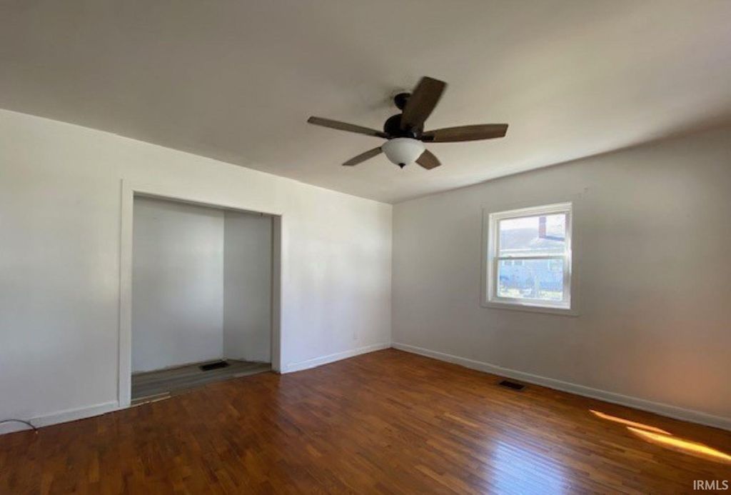 Photo of 301 E 9th Street, Monroe City, IN 47557 (MLS # 202610451)