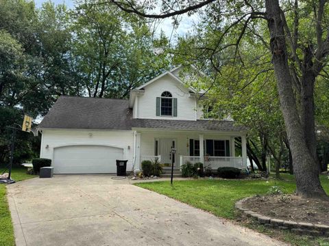 Photo of 1777 Chickory Lane, Rochester, IN 46975 (MLS # 202517084)