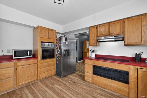 Tiny photo for 630 S 9th Street, Mitchell, IN 47446 (MLS # 202614997)