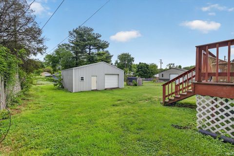 Tiny photo for 630 S 9th Street, Mitchell, IN 47446 (MLS # 202614997)