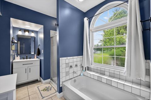 Tiny photo for 630 S 9th Street, Mitchell, IN 47446 (MLS # 202614997)