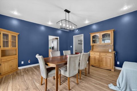 Tiny photo for 630 S 9th Street, Mitchell, IN 47446 (MLS # 202614997)