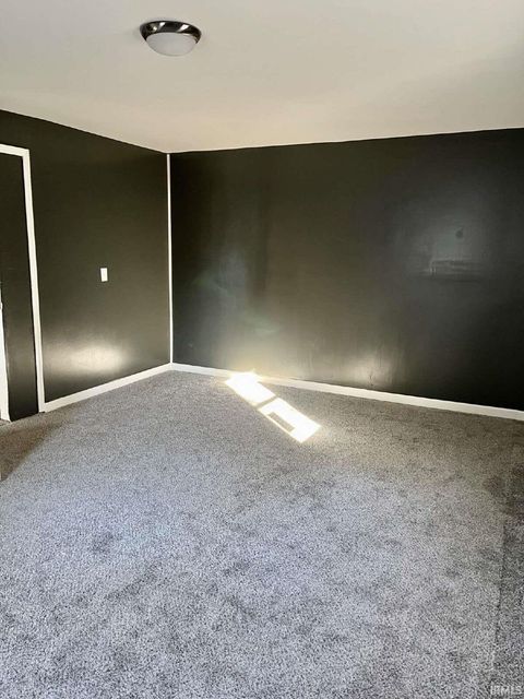 Tiny photo for 261 N Kenmore Street, South Bend, IN 46619 (MLS # 202624748)