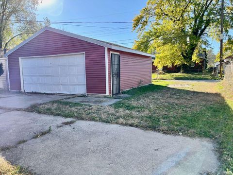 Tiny photo for 261 N Kenmore Street, South Bend, IN 46619 (MLS # 202624748)