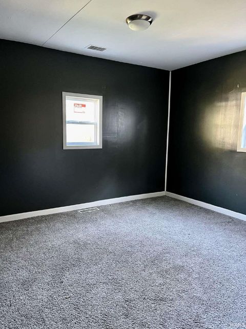 Tiny photo for 261 N Kenmore Street, South Bend, IN 46619 (MLS # 202624748)