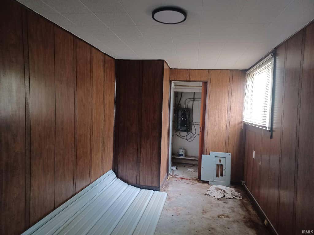 Photo of 1410 N Elsas Avenue, Evansville, IN 47710 (MLS # 202631361)
