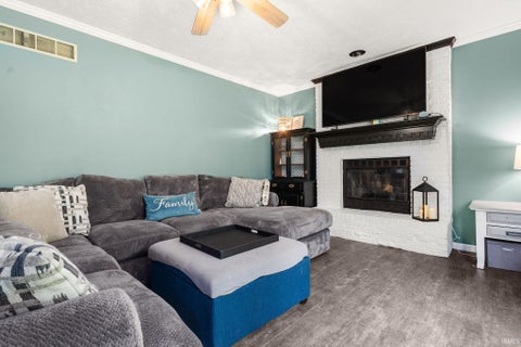 Tiny photo for 57110 Pine View Drive, South Bend, IN 46619 (MLS # 202635179)