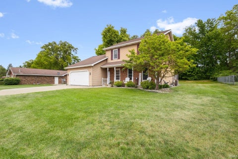 Tiny photo for 57110 Pine View Drive, South Bend, IN 46619 (MLS # 202635179)
