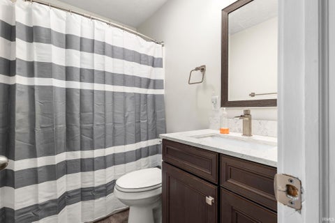Tiny photo for 57110 Pine View Drive, South Bend, IN 46619 (MLS # 202635179)