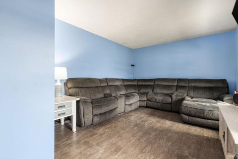 Tiny photo for 57110 Pine View Drive, South Bend, IN 46619 (MLS # 202635179)