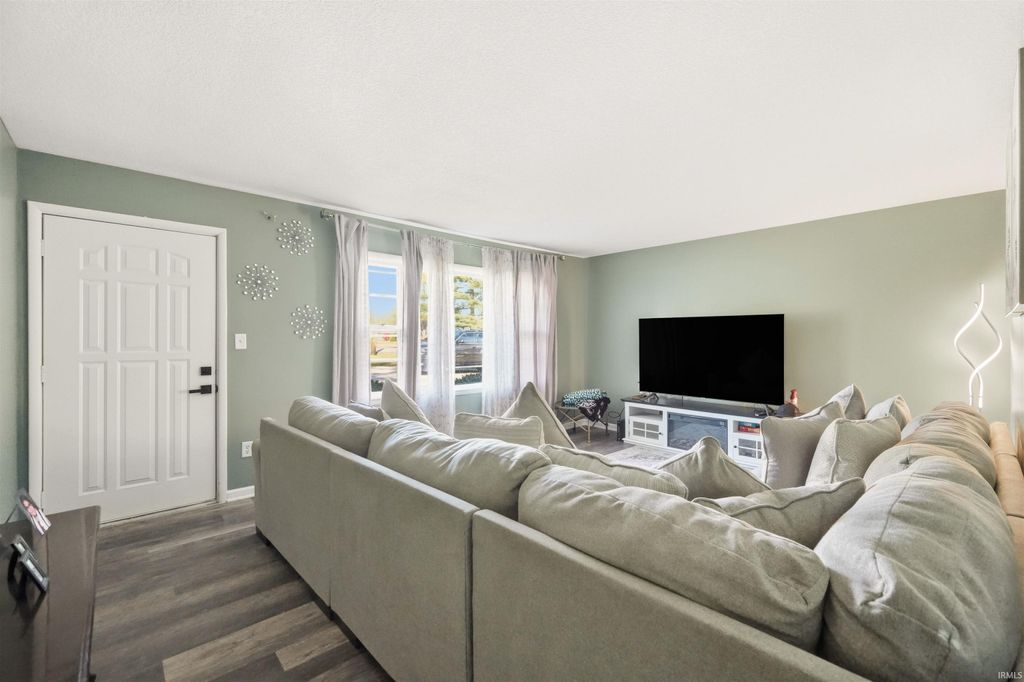 Photo of 7102 Saint Joe Road, Fort Wayne, IN 46835 (MLS # 202544992)