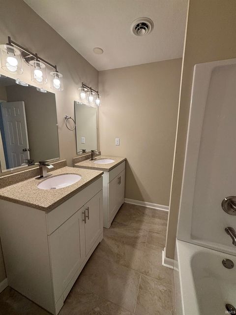 Tiny photo for 3604 Burrwood Terrace, Fort Wayne, IN 46815 (MLS # 202604017)