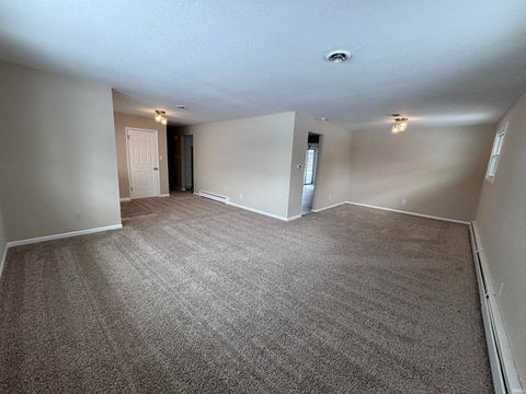 Tiny photo for 3604 Burrwood Terrace, Fort Wayne, IN 46815 (MLS # 202604017)