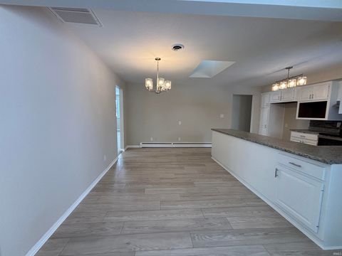 Tiny photo for 3604 Burrwood Terrace, Fort Wayne, IN 46815 (MLS # 202604017)