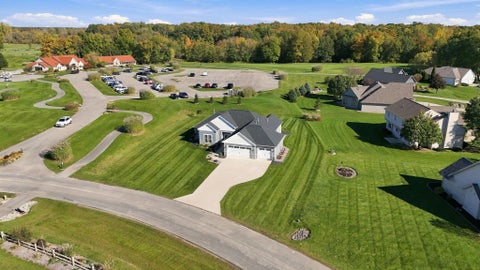 Tiny photo for 3009 Noble Hawk Drive, Kendallville, IN 46755 (MLS # 202643544)