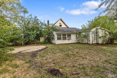 Tiny photo for 314 Jay Street, Rochester, IN 46975 (MLS # 202537332)