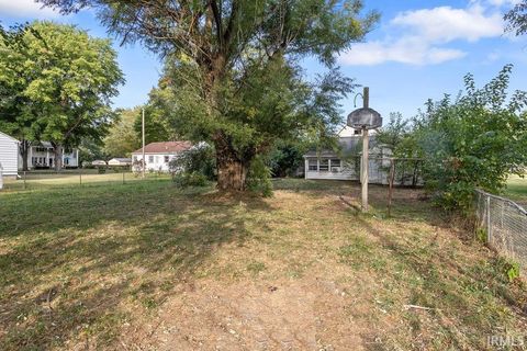 Tiny photo for 314 Jay Street, Rochester, IN 46975 (MLS # 202537332)