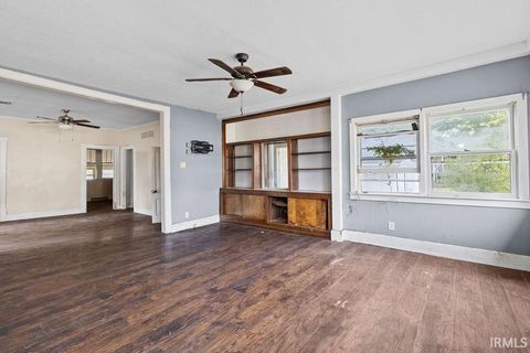 Tiny photo for 314 Jay Street, Rochester, IN 46975 (MLS # 202537332)