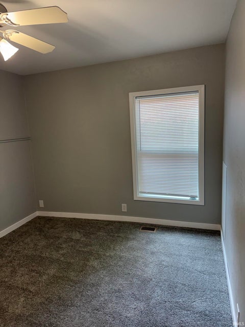 Tiny photo for 616 S Fourth Street, Boonville, IN 47601 (MLS # 202636872)