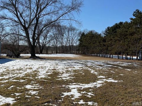 Photo of 0 Royal Center Pike, Logansport, IN 46947 (MLS # 202604293)