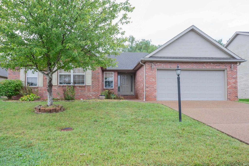 Photo of 4680 Marble Drive, Newburgh, IN 47630 (MLS # 202538904)