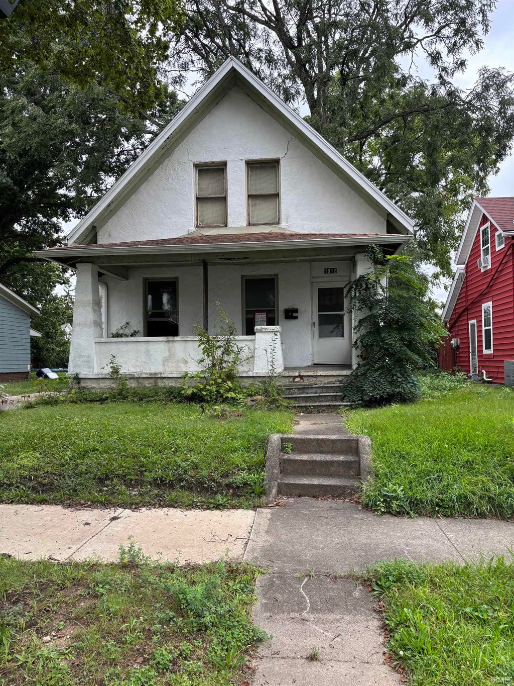Photo of 1912 High Street, Fort Wayne, IN 46808 (MLS # 202639732)