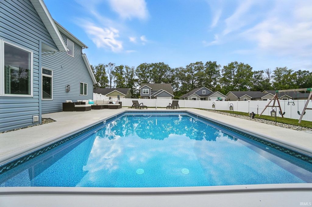 Photo of 16886 Willow Ridge Trail, Fort Wayne, IN 46845 (MLS # 202608985)