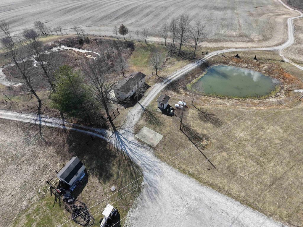 Photo of 2810 E Old US 50, Bedford, IN 47421 (MLS # 202607534)