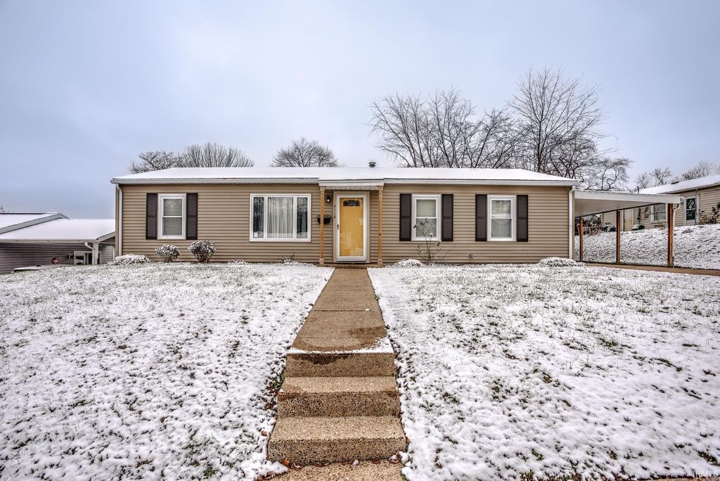 Photo of 4118 Meadowridge Road, Evansville, IN 47710 (MLS # 202547971)