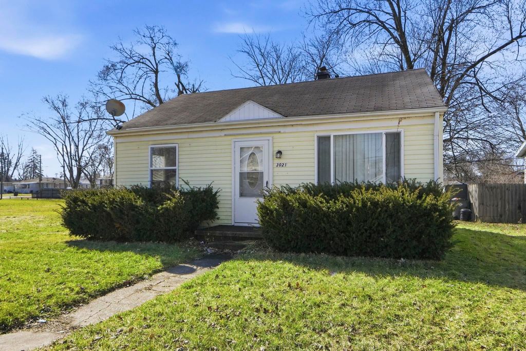 Photo of 3021 S Main Street, Elkhart, IN 46517 (MLS # 202605313)