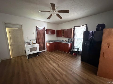 Tiny photo for 1602 9th Street, Bedford, IN 47421 (MLS # 202638813)