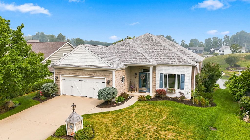 Photo of 95 Lane 270 Hamilton Lk Lk, Hamilton, IN 46742 (MLS # 202628937)