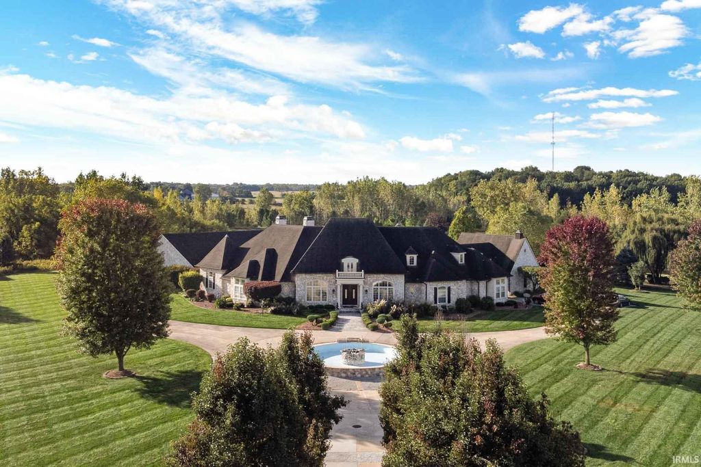 Photo of 19190 Roosevelt Road, South Bend, IN 46614 (MLS # 202547439)