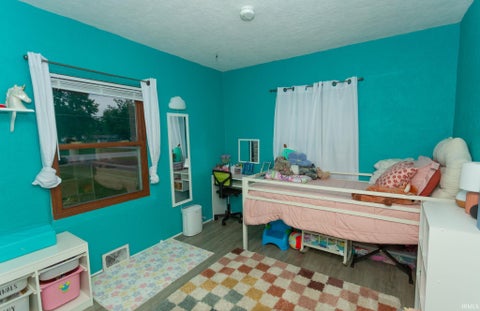 Tiny photo for 437 W 400 S Road, Kokomo, IN 46902 (MLS # 202634000)