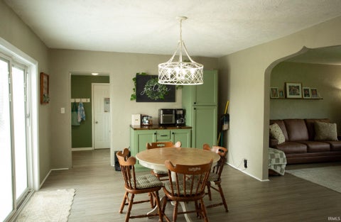 Tiny photo for 437 W 400 S Road, Kokomo, IN 46902 (MLS # 202634000)