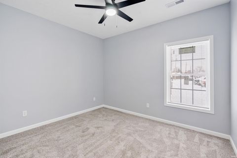 Tiny photo for 412 E Poplar Street, Kokomo, IN 46902 (MLS # 202540184)