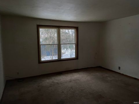 Tiny photo for 3331 W 300 S Street, Peru, IN 46970 (MLS # 202614242)