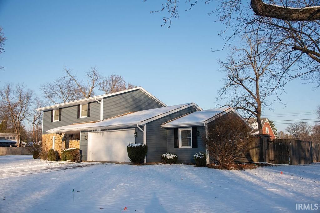 Photo of 1806 N Forest Avenue, Muncie, IN 47304 (MLS # 202548333)