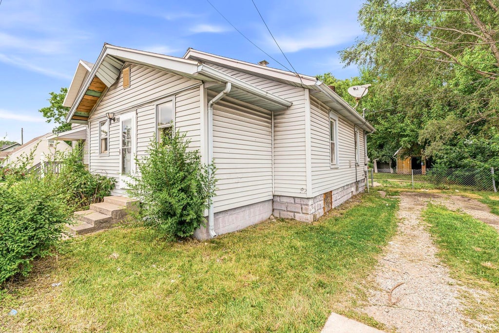 Photo of 3028 S Main Street, Elkhart, IN 46517 (MLS # 202630027)